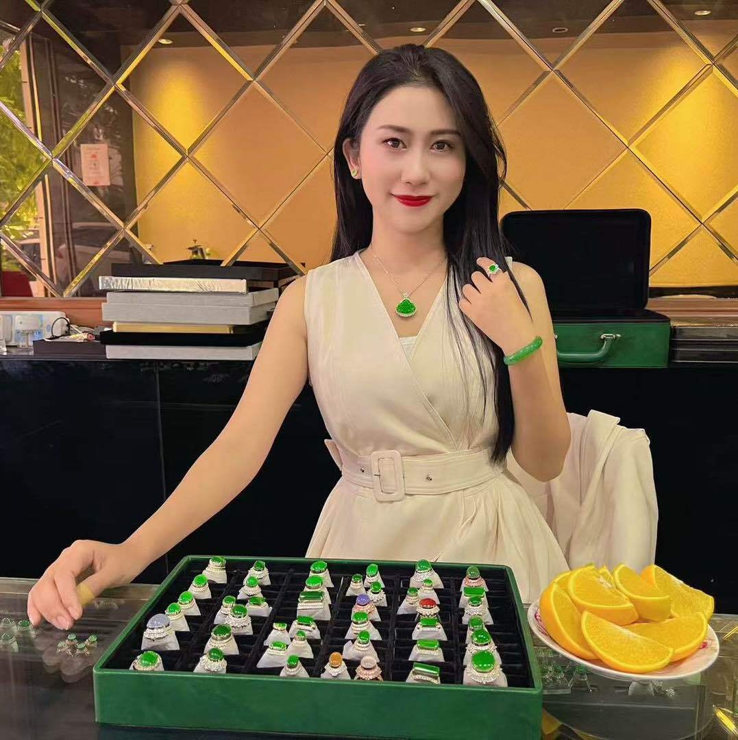 小安翡翠